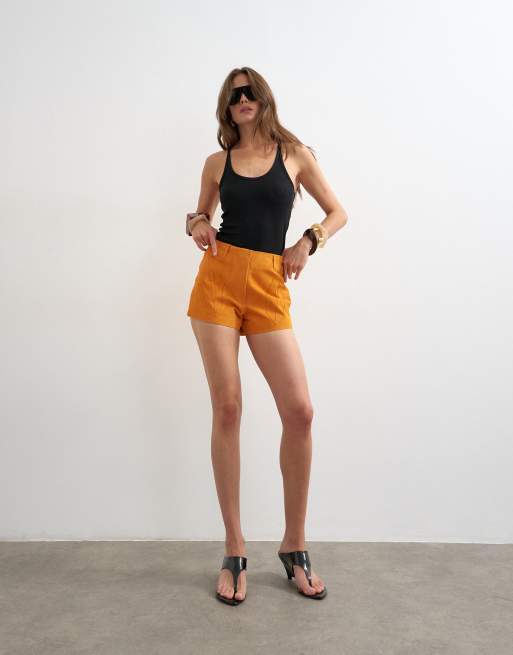 Topshop - Pantaloncini micro in vero camoscio arancione con toppe, 2 di 5