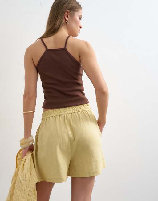 Topshop - Pantaloncini svasati gialli in lino, 5 di 5