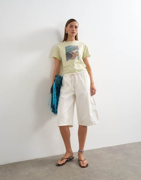 Topshop - Pantalones cortos vaqueros color hueso sin cierres de corte barrel - view 1