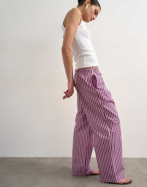 Topshop - Pantaloni a fondo ampio in popeline rosa a righe, 4 di 5