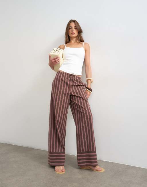Topshop - Pantaloni a fondo ampio marrone e rosa a righe allacciati in vita, 2 di 5