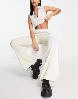 Topshop crinkle flared pants in retro geometric print - ASOS Price Checker
