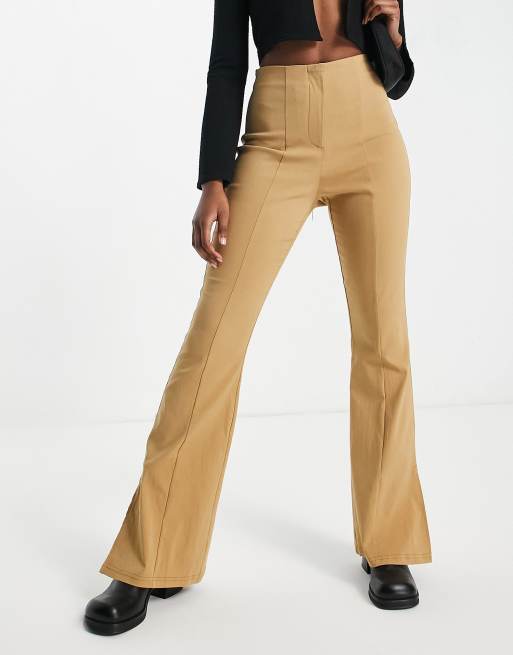 Pantaloni a zampa color cammello shop