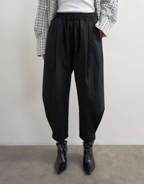 Topshop pantaloni balloon tecnici con coulisse neri - view 1
