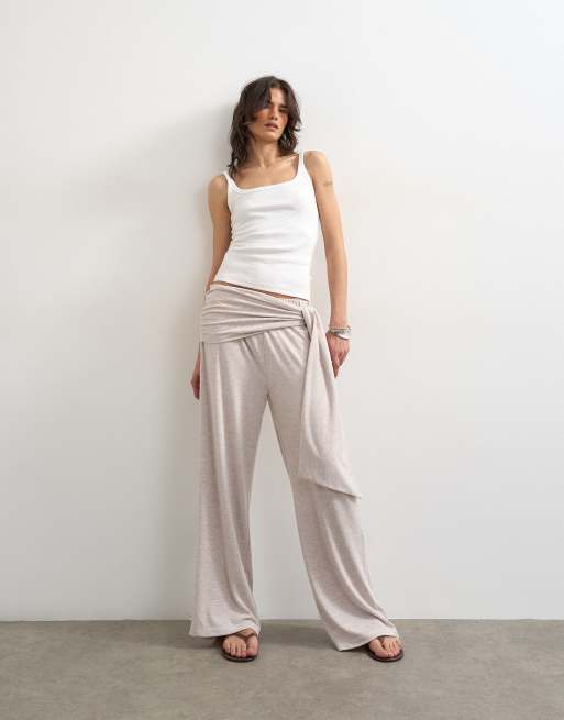 Topshop - Pantaloni color avena con foulard e laccetti