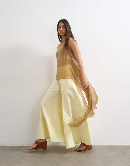 Topshop - Pantaloni svasati a fondo super ampio color latticello