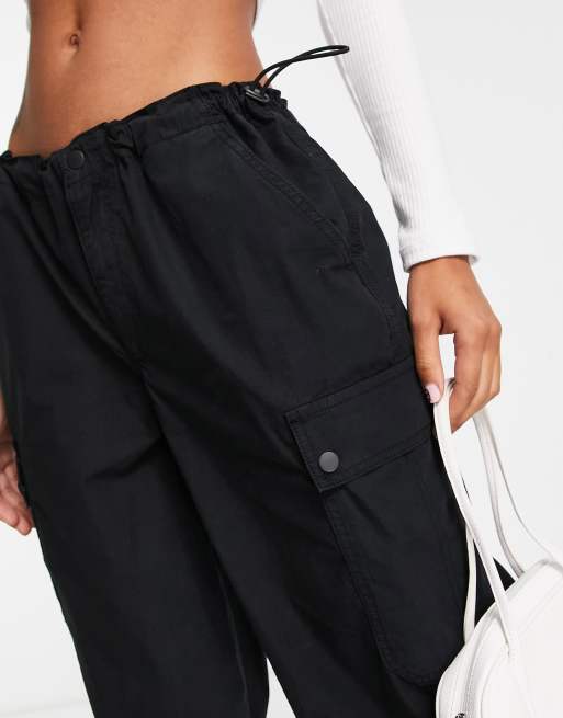 Topshop parachute mid rise balloon cargo pants with utility pockets in washed black, 4 of 4