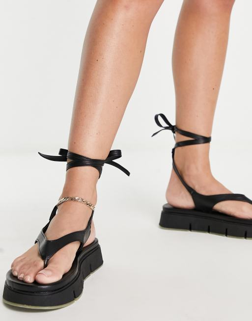 Topshop - Party - Sandali infradito con suola spessa neri, 3 di 4