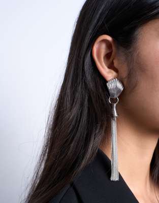 Topshop - Paulo - Silberfarbene Ohrringe im Fransendesign