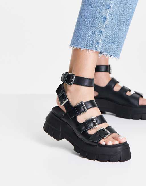 Topshop - Peace - Sandali in pelle nera con fibbie e suola spessa
