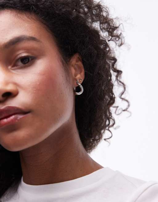 Topshop - Pele - Sølvfarvede hoop-øreringe med kædeledsdesign i vandtæt, rustfrit stål