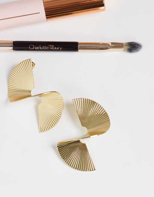 Topshop pendiente dorado con detalle plegado, 2 de 5