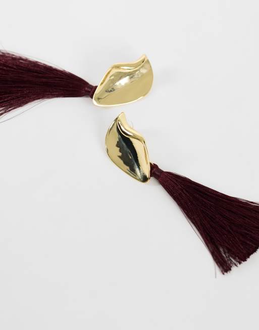 Topshop pendientes con tachuelas y borlas en burdeos y dorado, 3 de 5