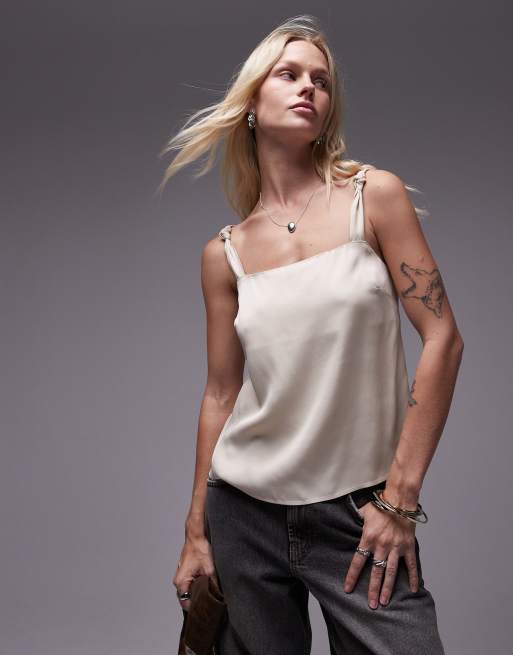 Topshop – Perłowy top na ramiączkach z dekoltem karo i supełkami