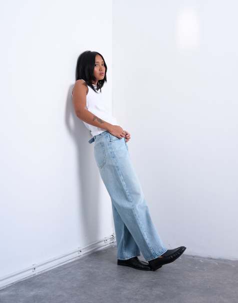 Topshop Petite – Blekta jeans med låg midja, avslappnad passform och indragen detalj - view 1