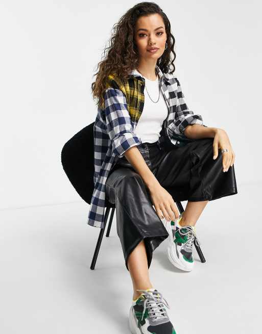 Topshop Petite - Chemise à carreaux variés et écusson - Multicolore , 4 de 4