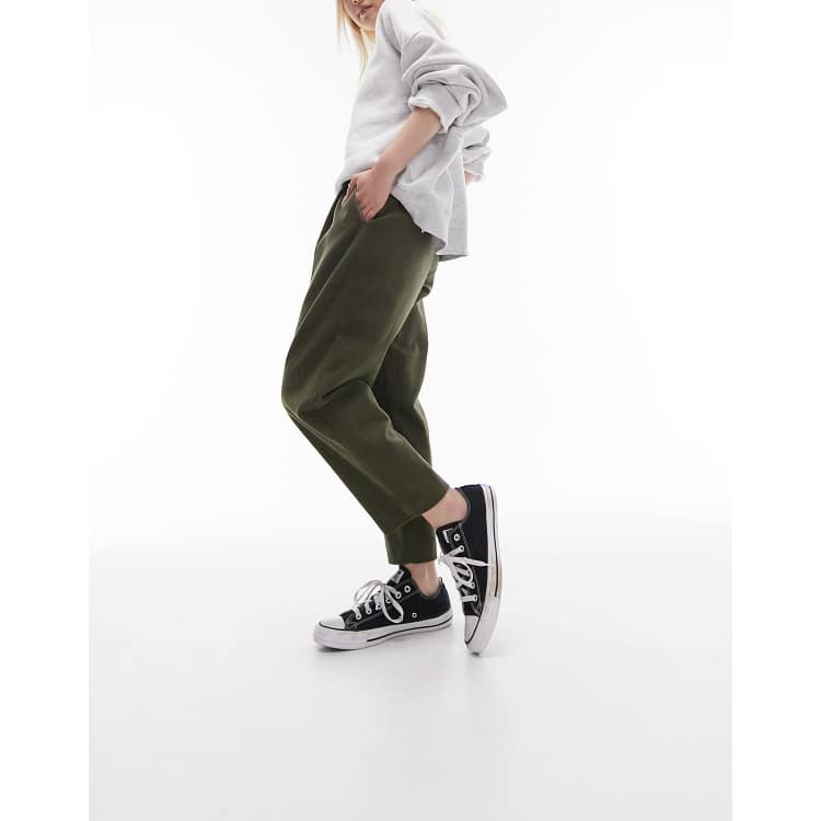 Faux flap pocket back cord peg pants top