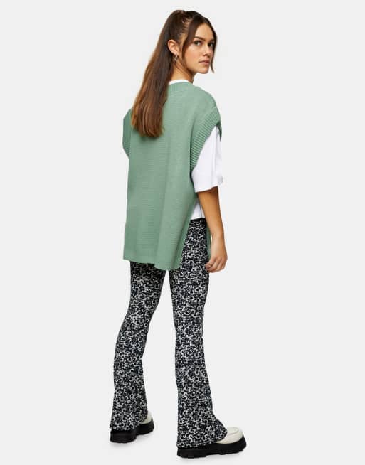 Topshop Petite ditsy floral jersey flares, 2 of 4