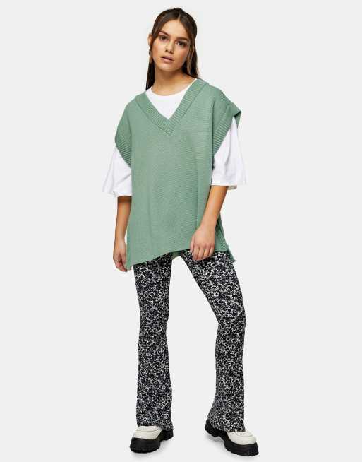 Topshop Petite ditsy floral jersey flares, 3 of 4
