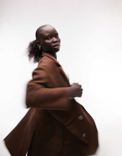 Topshop Petite - Dobbeltradet frakke i chokoladebrun, 4 af 4