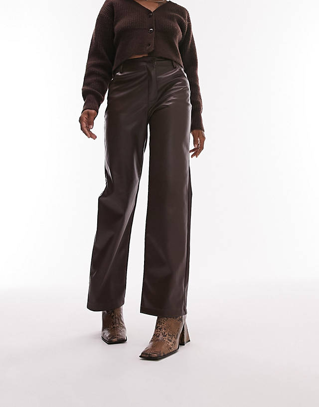 Topshop Petite - faux leather straight leg trouser in chocolate
