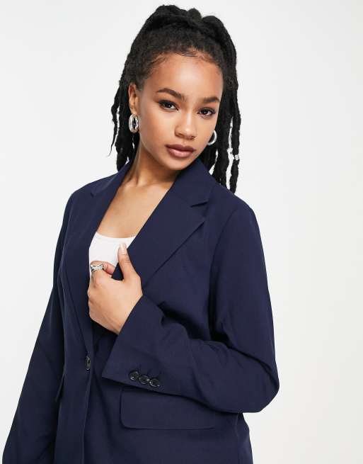 Navy blue store fitted blazer