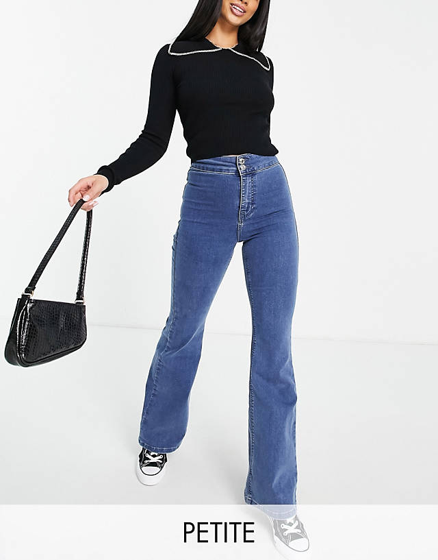 Topshop Petite - flared joni jeans in mid blue