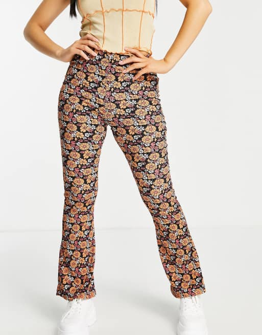 Topshop Petite floral printed jersey flare pants in multi, 3 of 4