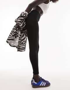 Model wearing Petite full length heavyweight legging with deep waistband in black