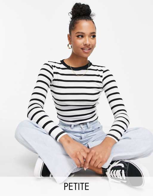 Topshop Petite Gestreept T shirt met lange mouwen in zwart wit ASOS