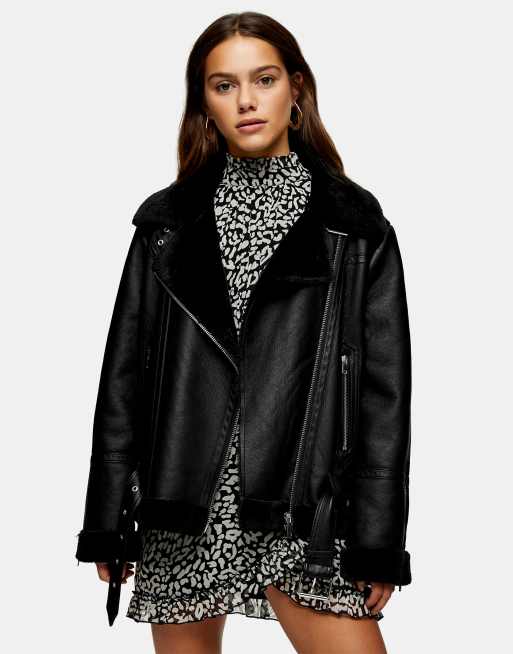 Topshop Petite - Giacca stile motociclista nera in pelle sintetica