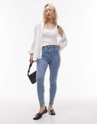 Topshop Petite Topshop Petite high rise Joni jeans in bleach-Blue