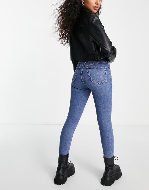 TOPSHOP Moto Jamie Ditzy Embroidered Jeans in Blue