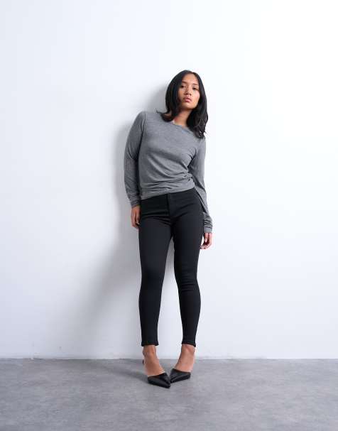 Topshop Petite – Joni – Dopasowane czarne jeansy z podwyższonym stanem - view 1