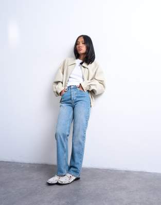 Topshop Petite - Kort - Gerade geschnittene Jeans in Mittelblau mit hohem Bund