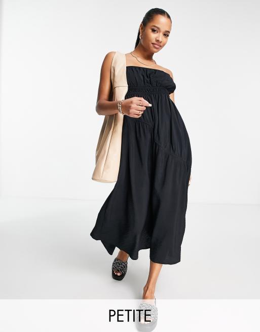 Topshop Petite – Lässiges, trägerloses Kleid in Schwarz mit geraffter Vorderseite
