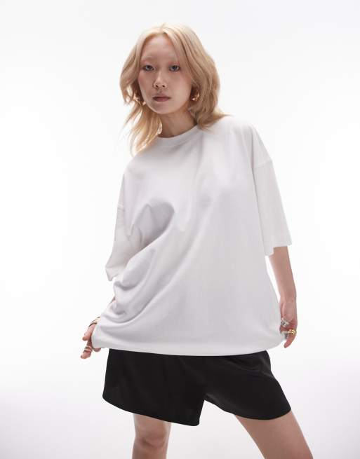 Topshop Petite – Oversize-T-Shirt in Weiß mit überschnittener Schulter