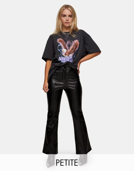 Topshop Petite - Pantaloni a zampa neri in pelle sintetica