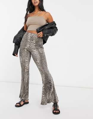 plisse flared trousers