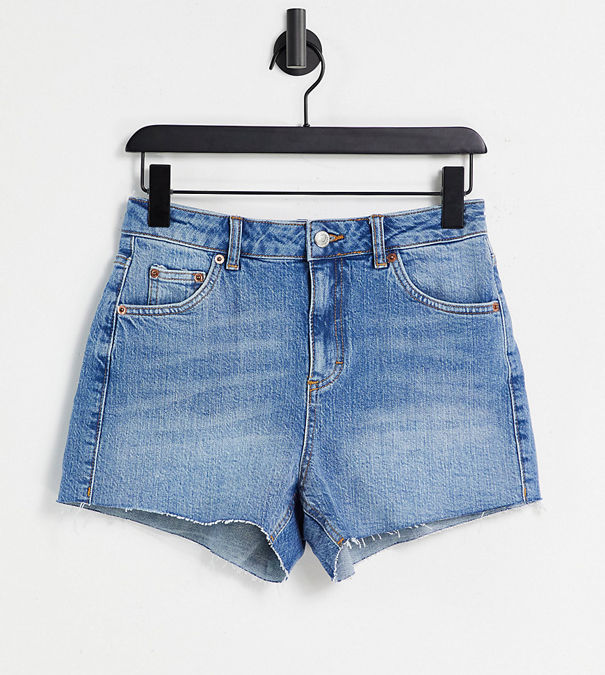 Topshop Petite – Premium – Mellanblå jeansshorts i mom-modell