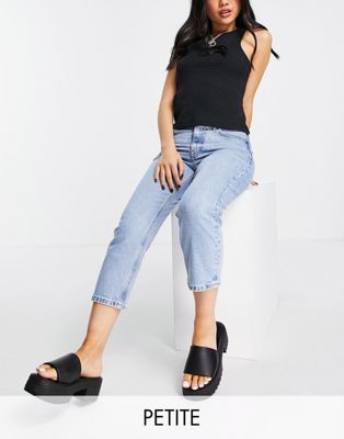 Topshop Petite straight jeans with clean hem in bleach - ASOS Price Checker