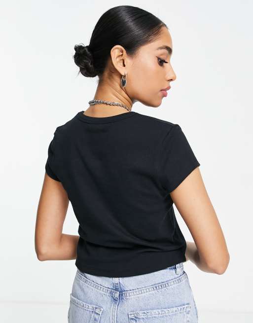 Topshop Petite - T-shirt corta nera con scollo a V, 2 di 4