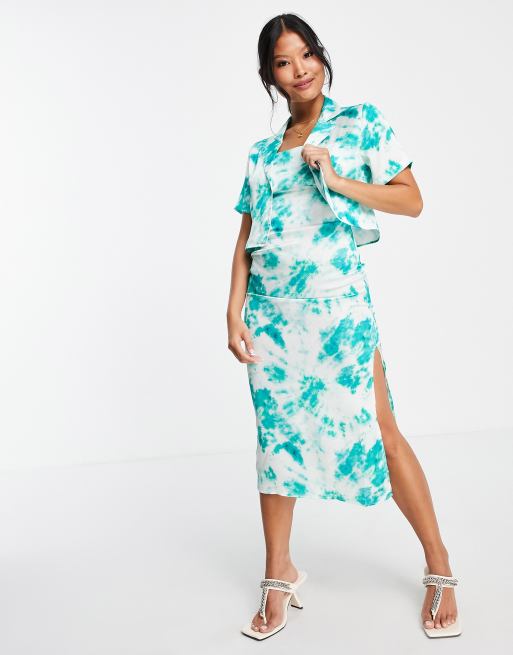 Topshop Petite - Tie-dye overhemd met wolkenprint, deel van co-ord set, 4 van 4