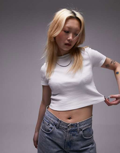 Topshop Petite – Vit, vardaglig t-shirt i krympt design 