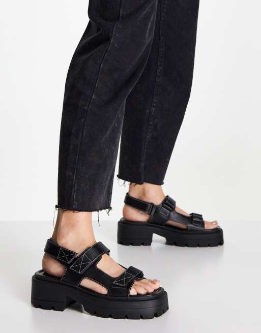 Topshop - Petro - Platte sandalen met dikke zool in zwart