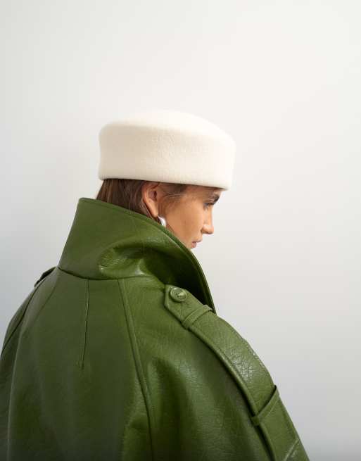 Topshop pillbox-hatt i offwhite, 2 av 3