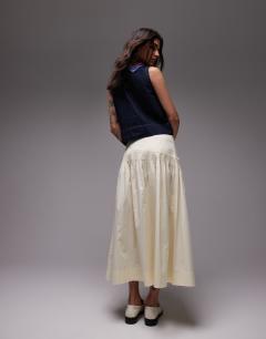 Model wearing Pintuck poplin full skirt in buttermilk
