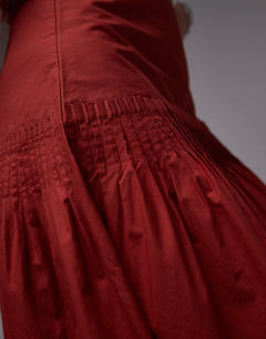 Model wearing Pintuck poplin full skirt in red