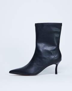 Pippa point toe stretch ankle boot in black