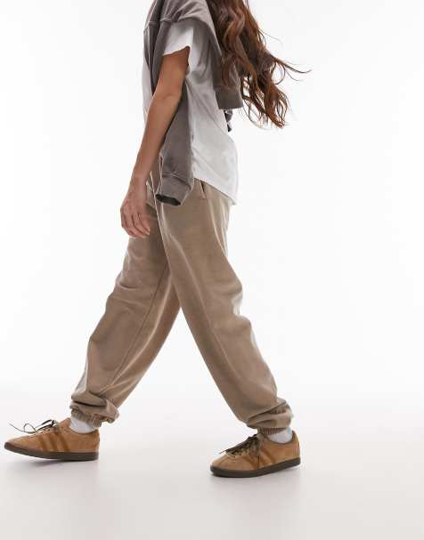 Effortless High Waist Cuffed Joggers in Brown